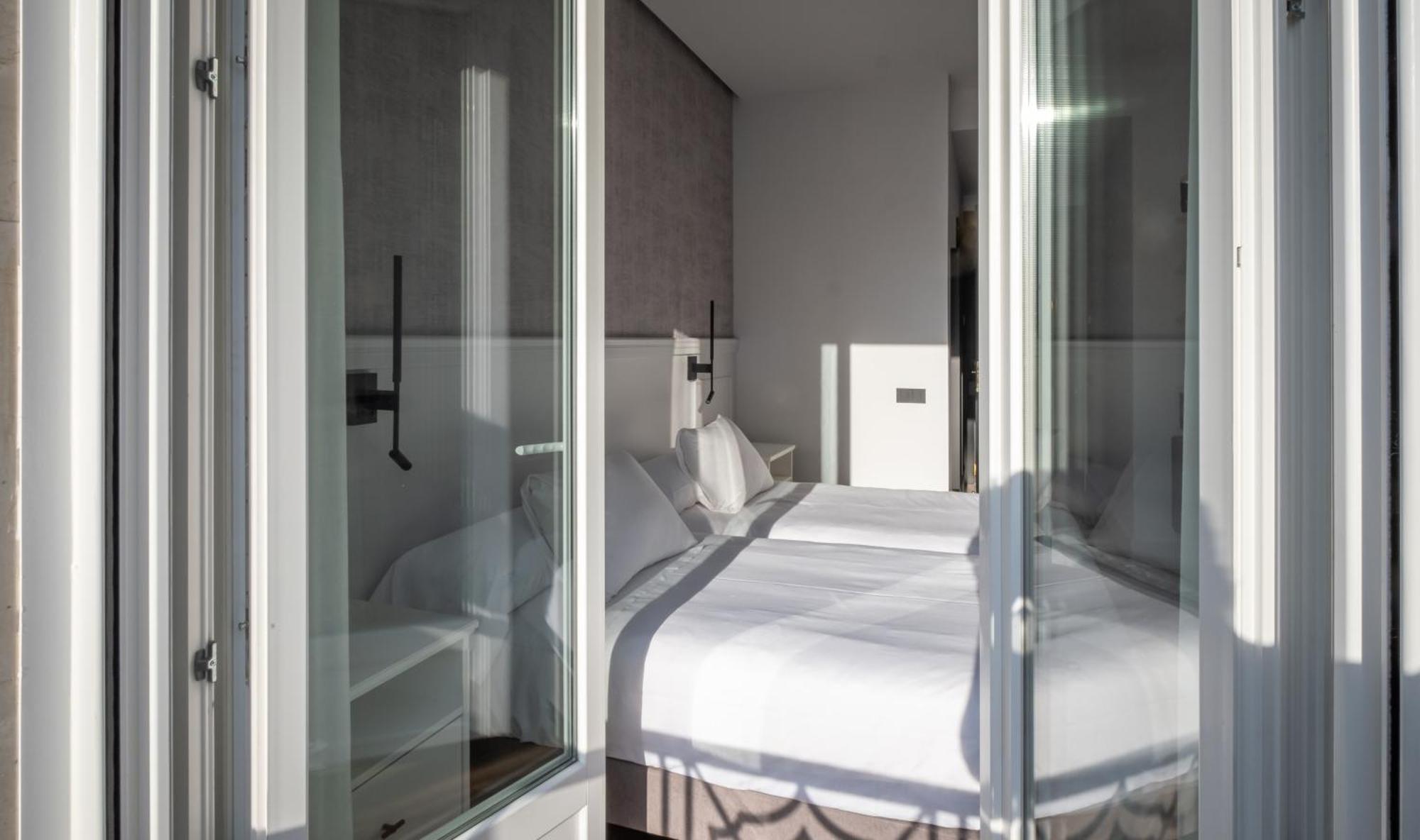 Principe De Vergara Rooms Lujo En El Centro De Логроньо Экстерьер фото